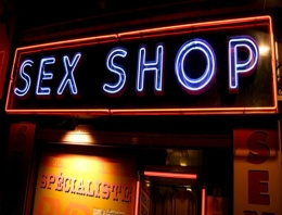 Mekke'de 'helal seks shop' açılıyor!