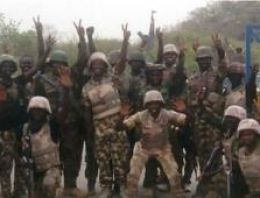 Nijerya ordusu 300'e yakın genç kızla kadını Boko Haram'dan kurtardı