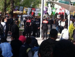 Uşak'ta HDP standına saldırı! FLAŞ