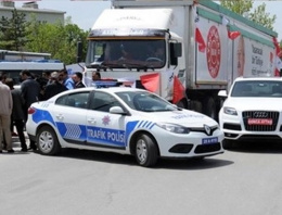 CHP seçim TIR'ını polis durdurdu!