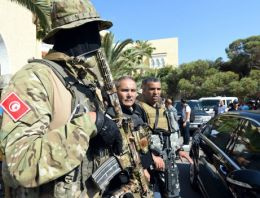 Tunus: Turistik bölgelere yedek asker