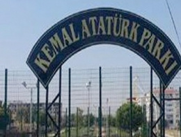 Kemal Atatürk tabelasında bazı harfler sökülünce