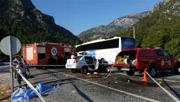 Antalya'da korkunç kaza! 5 kişi öldü