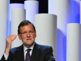 İspanya Başbakanı: Ülke bütünlüğünü tartışmam
