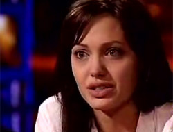 Angelina gözyaşlarına boğuldu video