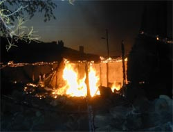 Erzurum'da korkutan köy yangını 