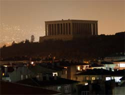 Milyonlar Anıtkabir'e koştu!