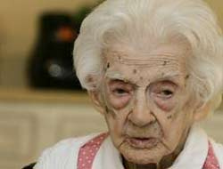 Dünyanın en yaşlı kadını öldü  