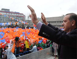 Erdoğan ahlaksızlıkla suçladı