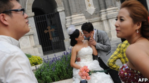 110904133542_china_casamento_304x171_afp.jpg