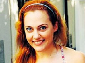 1315126352_46_meryemuzerli.jpg