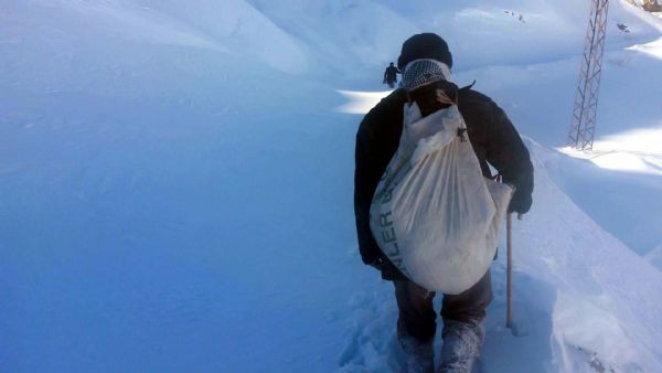 çuvalda bebek van.jpg