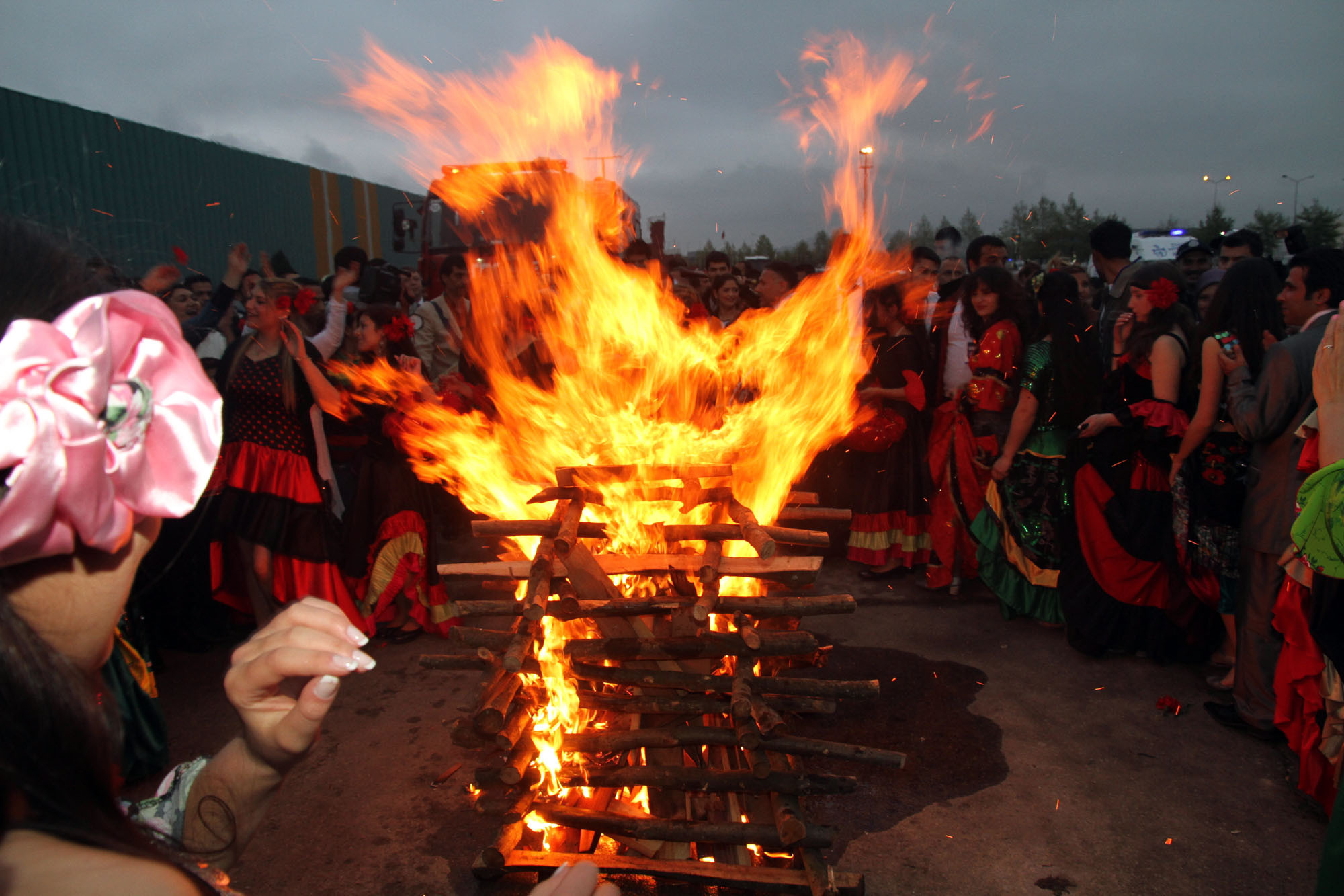 hıdırellez de neler yapılır, hıdırellez de neler yapılmaz, hıdırellez duası, hıdırellez ateşi, hıdırellez ne zaman