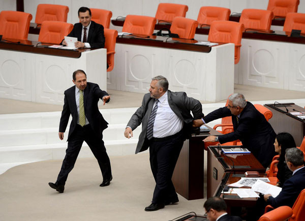 ak parti milletvekili ibrahim korkmaz.jpg