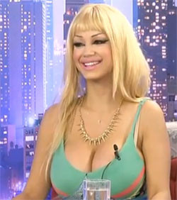 adnan-oktar-lolita.jpg