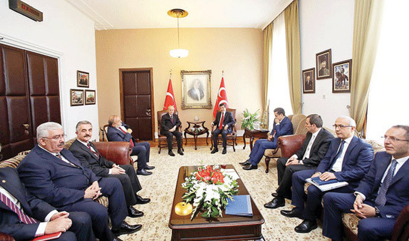 ak-parti-mhp-koalisyon-gorusmesi.jpg