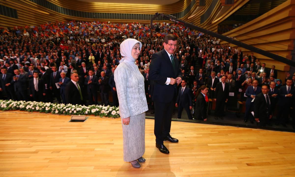 ak-parti-secim-bildirgesi-davutoglu-konusuyor.20151004134244.jpg