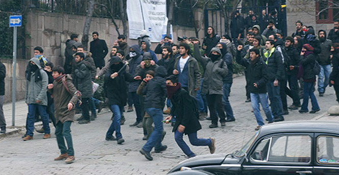 ankara-universitesi-charlie-hebdo-hrant-dink-kavga.jpg