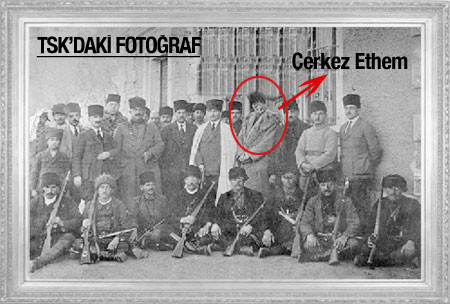 atatürk-çerkez-ethem-tsk-sitesindeki-fotoğrafi.jpg