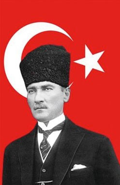 ataturk-kalpakli-resim-turk-bayragi.jpg