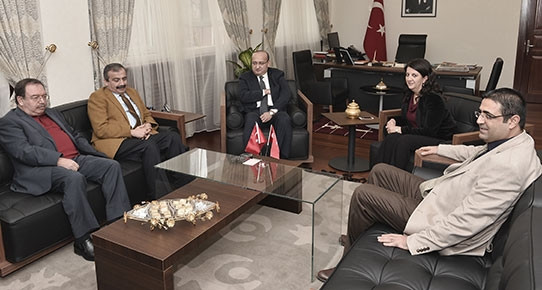 basbakan-yardimcisi-yalcin-akdogan-hdp-heyetiyle-gorustu.jpg