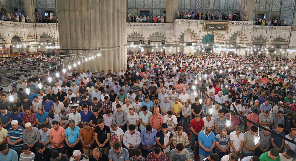 bayram-namazi-saatleri-kurban-bayrami.jpg