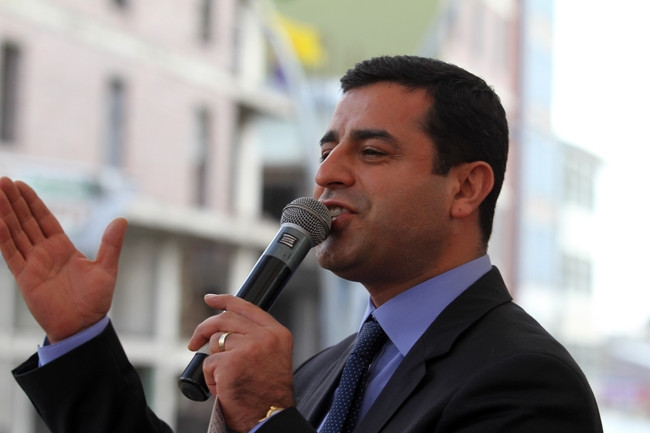 bdp-genel-baskani-selahattin-demirtas-agrida747b5894131c9947edbd.jpg