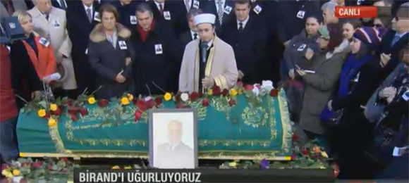 birand-cenaze.jpg