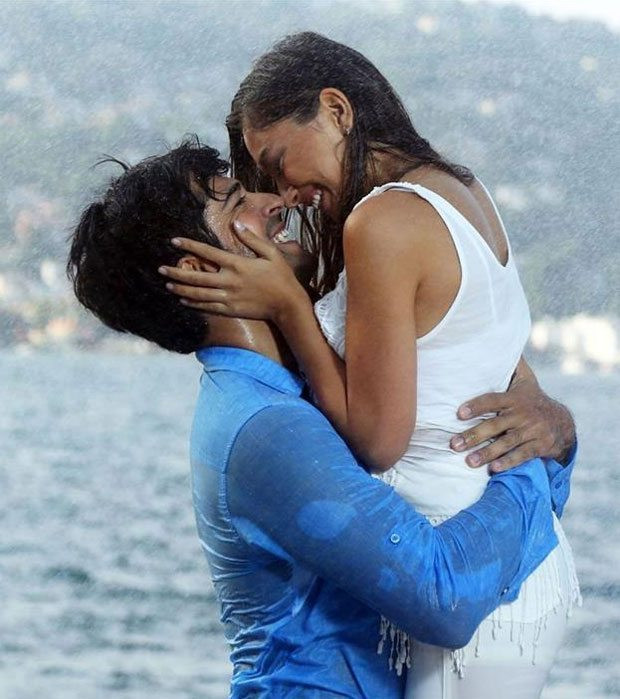 burak-özçivit-ile-neslihan-atagül-kara-sevda-3.jpg