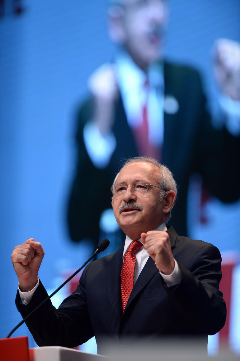 chp-lideri-kiliçdaroğlu-seçim-bildirgesini-açikladi-tam-metin.20150930132312.jpg