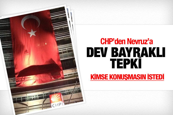 chpden-türk-bayrakli-tepki.jpg