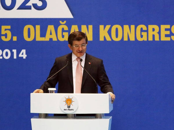 davutoğlu.jpg
