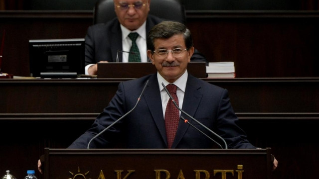 davutoglu-ak-parti-grup-toplantisi.jpg