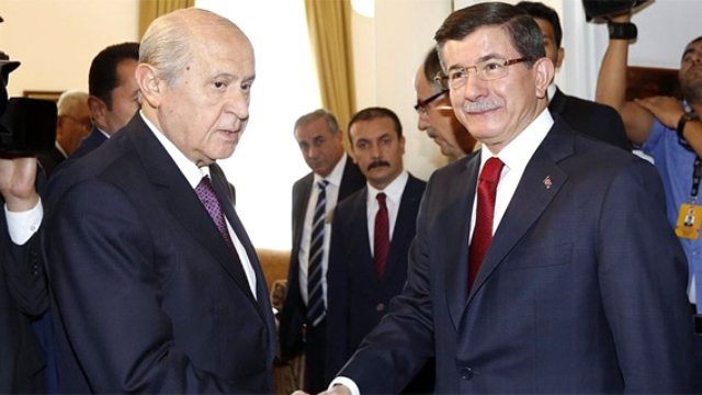 davutoglu-bahceli-gorusmesinde-fis-diyalogu-7514207_x_6429_o.jpg