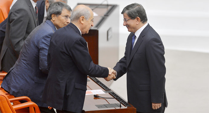 davutoglu-bahceli.20150625164425.jpg