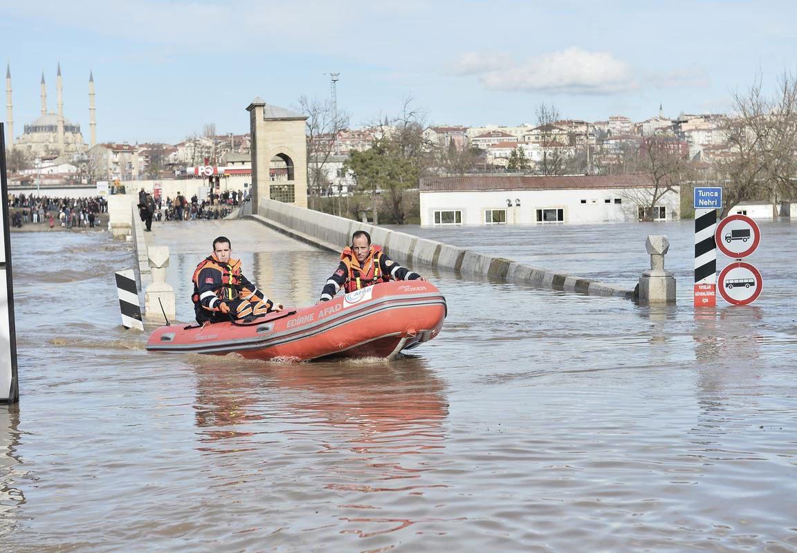edirne-tunca-ve-meriç-nehri-taşti.jpg