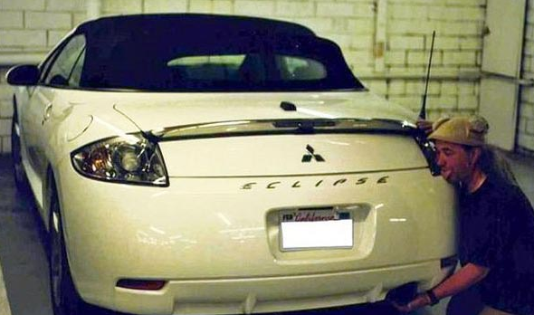 Mechanophilia Edward Smith 700 otomobille sevişmiş.png