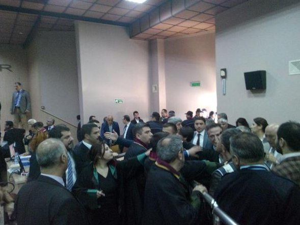 soma davası son dakika gelişmeleri çevik kuvvet duruşma salonuna girdi.jpg