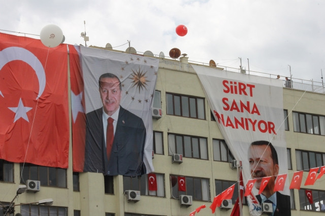 erdogan-siirt-pankart-1.jpg