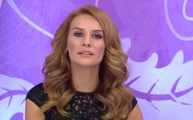 esra-erol-tv8.jpg