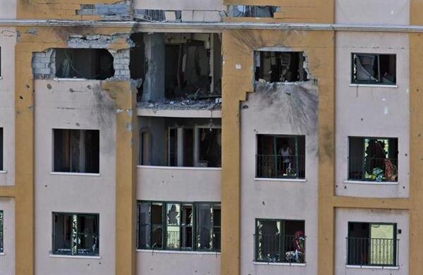 israil'in hedefi olan gazze'deki medya merkezi binasından bir fotoğraf.jpeg