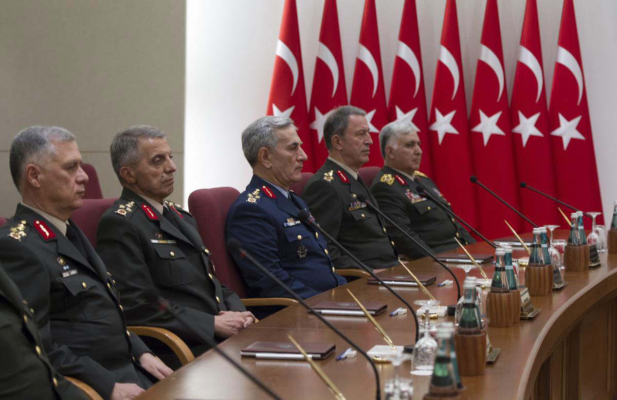 genelkurmay-başkani-orgeneral-necdet-özel,-kara-kuvvetleri-komutani-orgeneral-hulusi-akar,-hava-kuvvetleri-komutani-orgeneral-akin-öztürk,-ege-ordusu-komutani-orgeneral-galip-mendi,-3.-ordu-komutani-orgeneral-ümit-dündar-.jpg