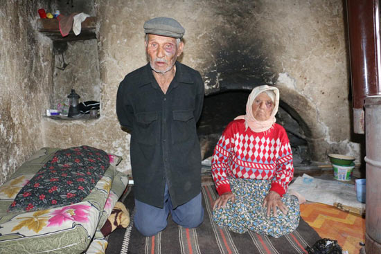 ihtiyarlar.jpg