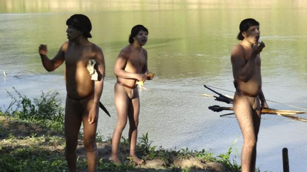 ilkel-kabile-dünya-ile-ilk-temas.jpg
