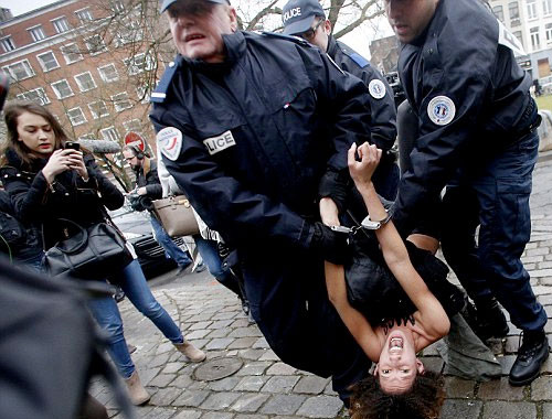 kahnfemen.jpg