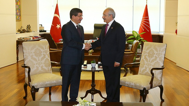 kiliçdaroğlundan-flaş-adim-ak-parti-chp-koalisyon-görüşmesi.20150807092335.jpg