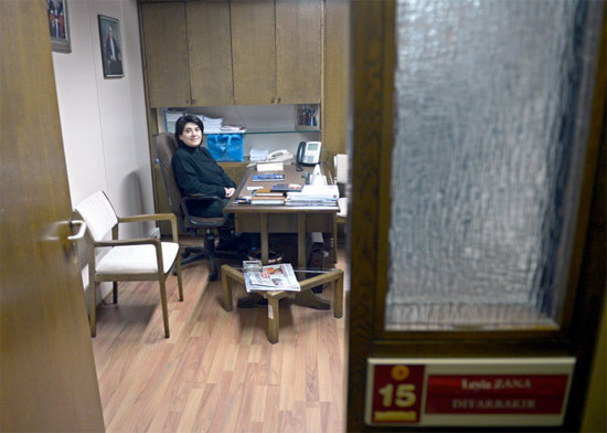 leyla-zana-açlik-grevi.20121115145700.jpg