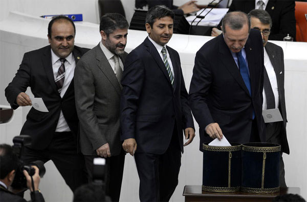 meclis-baskani-secimi-erdogan-oy-kullandi1.jpg