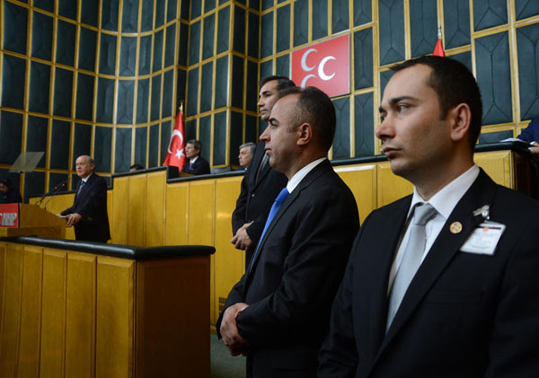 mhp-grup-yumruk-timi.jpg