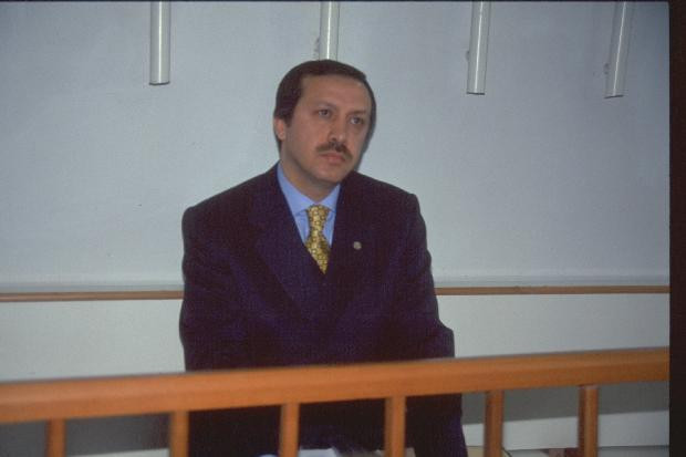 recep-tayyip-erdoğan-hapis-cezasi-mahkeme.jpg